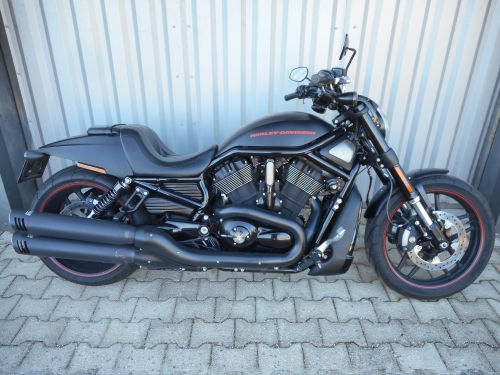 HARLEY DAVIDSON NIGHT ROD